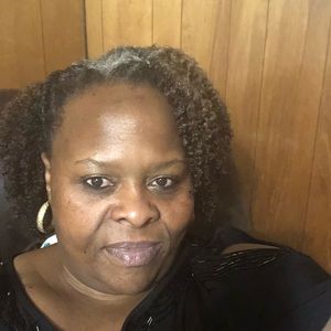 Meet your Posher, Renita